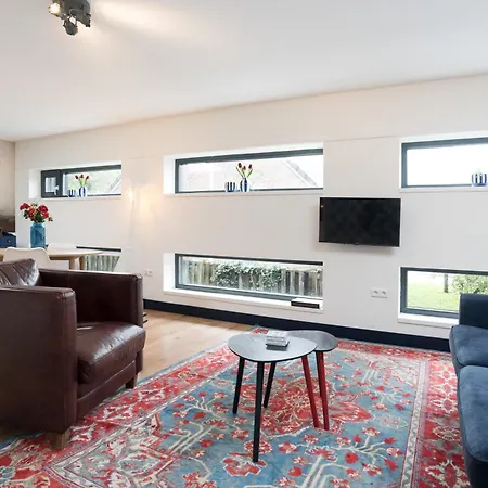 Ferienhaus Pakhuis Achter - Rustig Gelegen Vlakbij Amsterdam, Strand & Zaanse Schans *