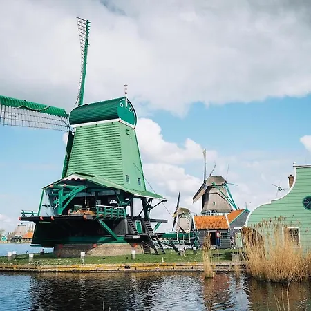 Nyaraló Pakhuis Achter - Rustig Gelegen Vlakbij Amsterdam & Zaanse Schans